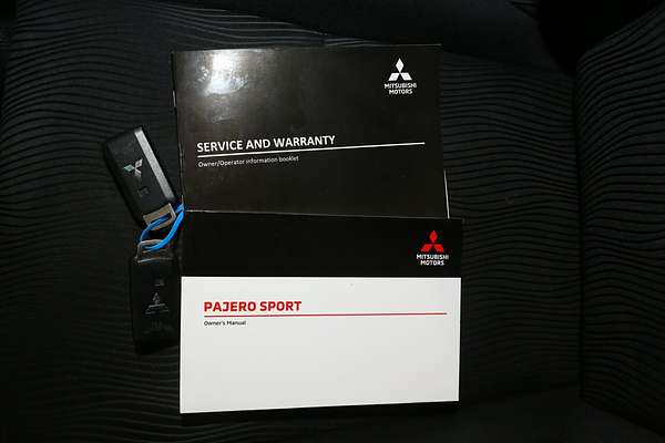 2024 Mitsubishi Pajero Sport GLX QF