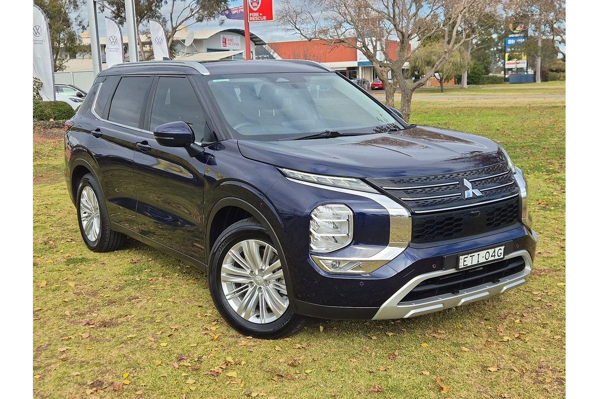 2022 Mitsubishi Outlander LS ZM