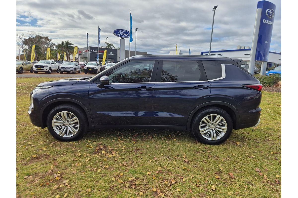 2022 Mitsubishi Outlander LS ZM