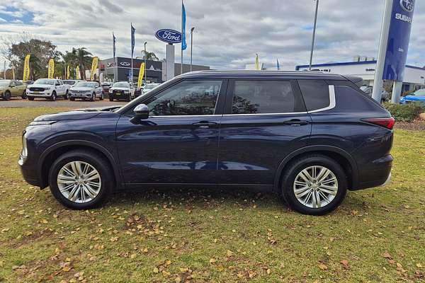 2022 Mitsubishi Outlander LS ZM