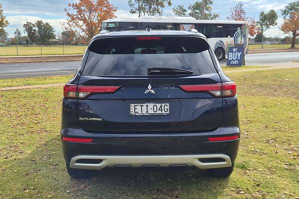2022 Mitsubishi Outlander LS ZM