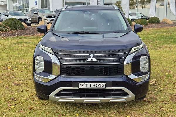 2022 Mitsubishi Outlander LS ZM