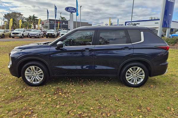 2022 Mitsubishi Outlander LS ZM