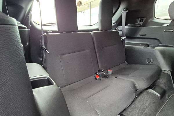 2022 Mitsubishi Outlander LS ZM