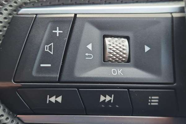 2022 Mitsubishi Outlander LS ZM
