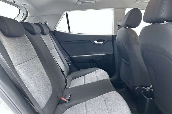 2024 Kia Stonic S YB