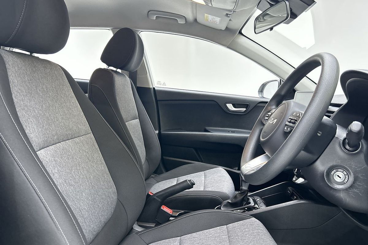 2024 Kia Stonic S YB