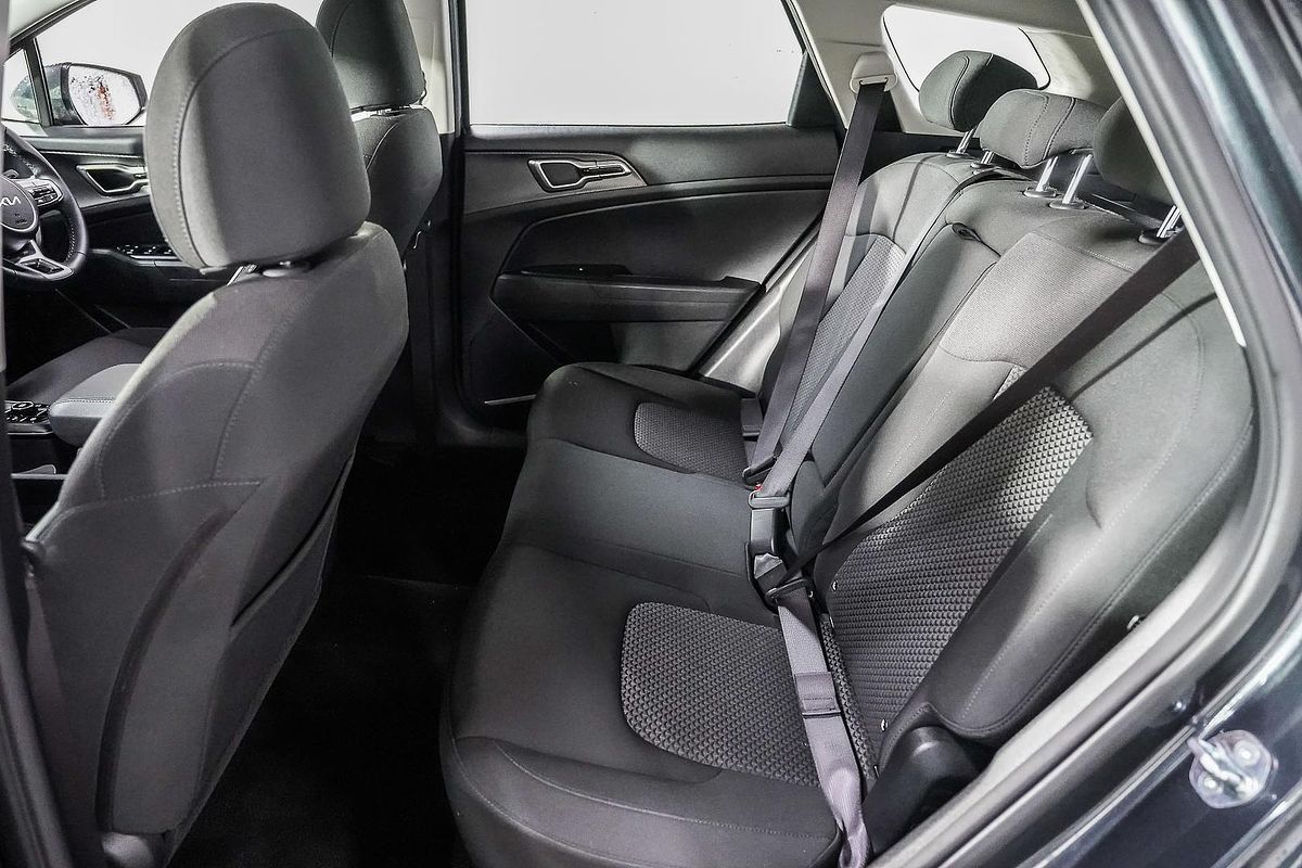 2024 Kia Sportage S NQ5