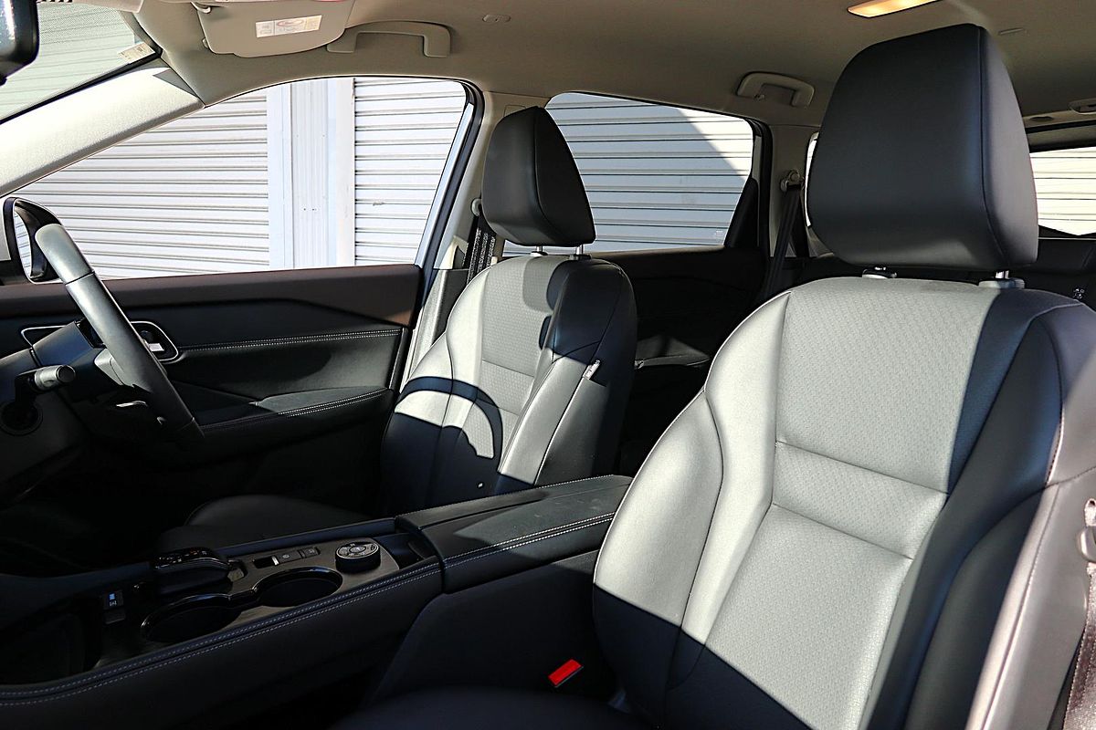2024 Nissan X-TRAIL ST-L e-POWER T33