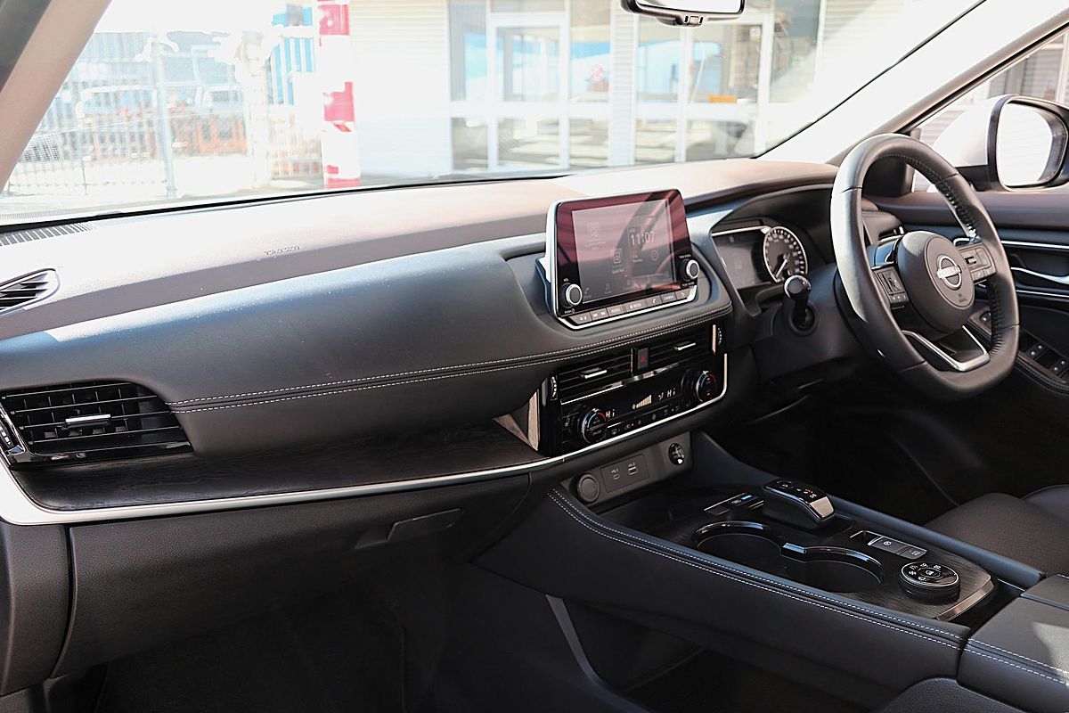 2024 Nissan X-TRAIL ST-L e-POWER T33