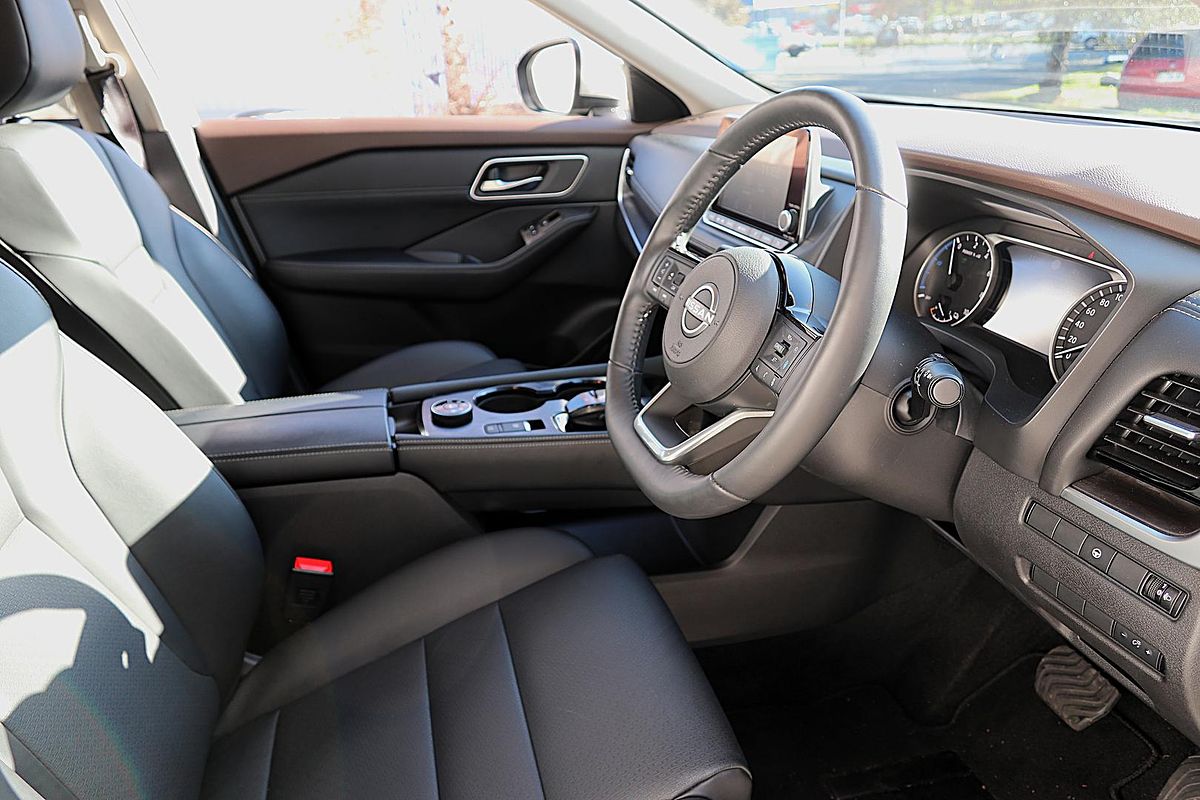 2024 Nissan X-TRAIL ST-L e-POWER T33