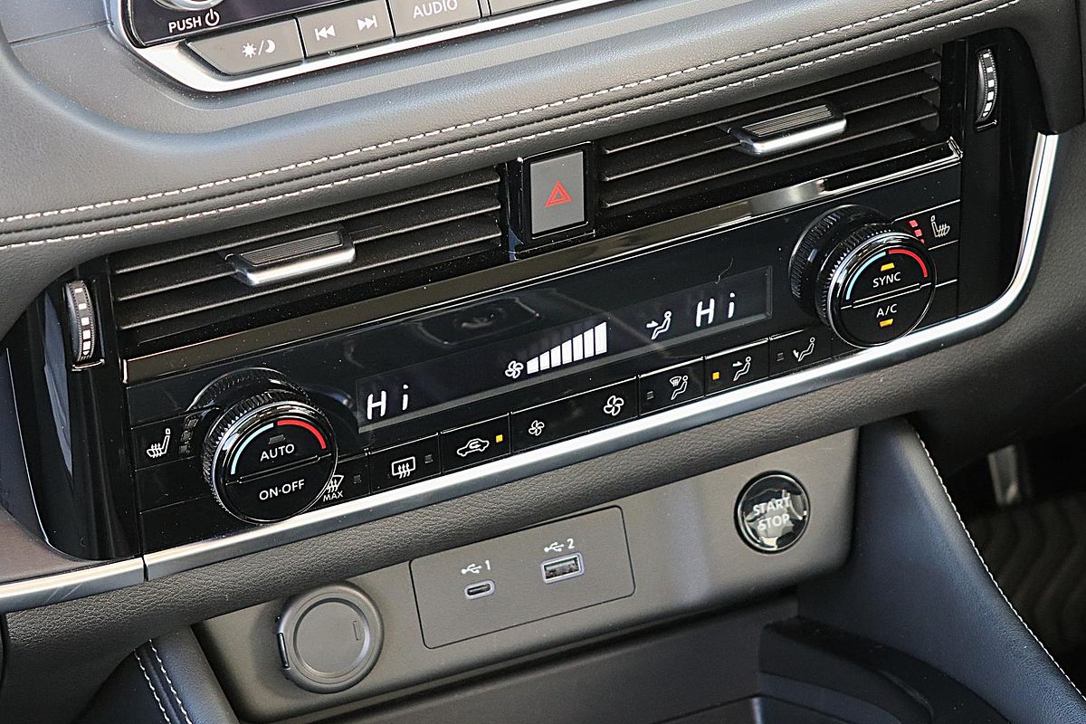 2024 Nissan X-TRAIL ST-L e-POWER T33