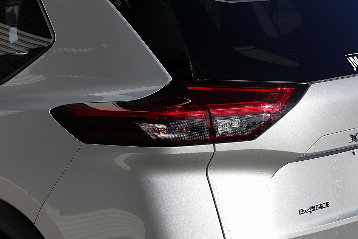 2024 Nissan X-TRAIL ST-L e-POWER T33