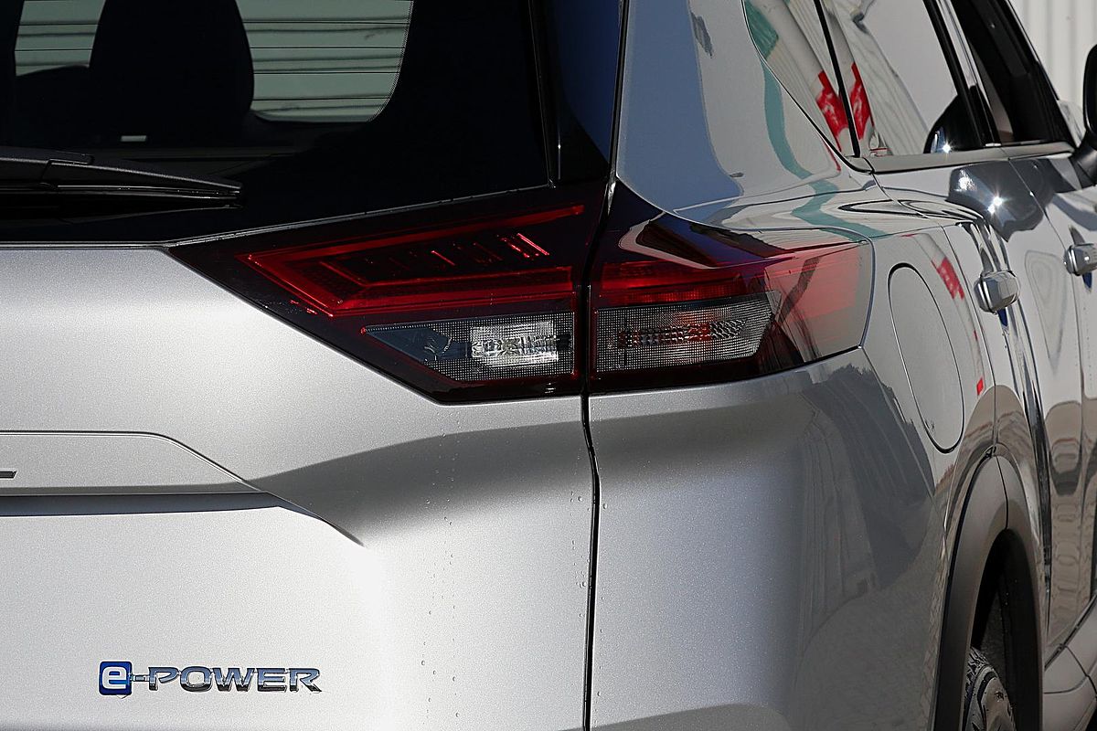 2024 Nissan X-TRAIL ST-L e-POWER T33