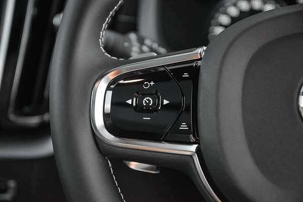 2019 Volvo XC60 T6 R-Design