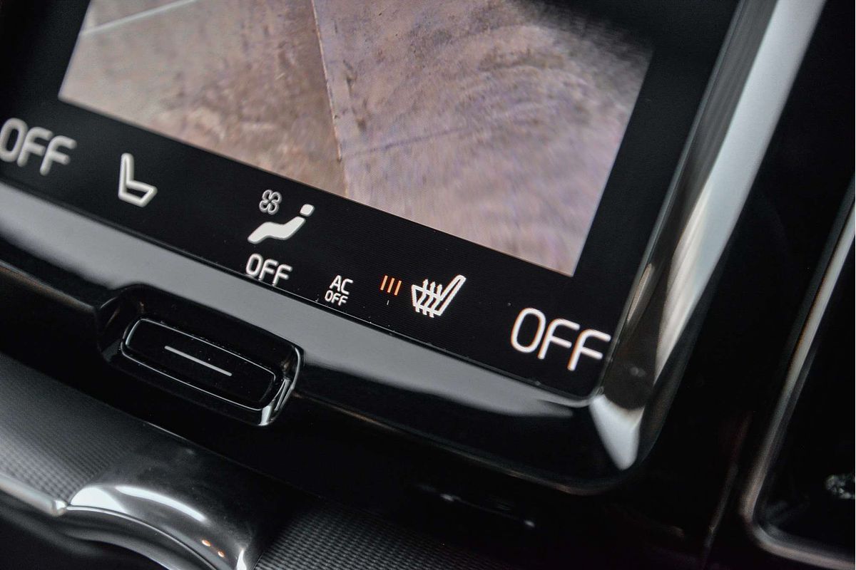 2019 Volvo XC60 T6 R-Design