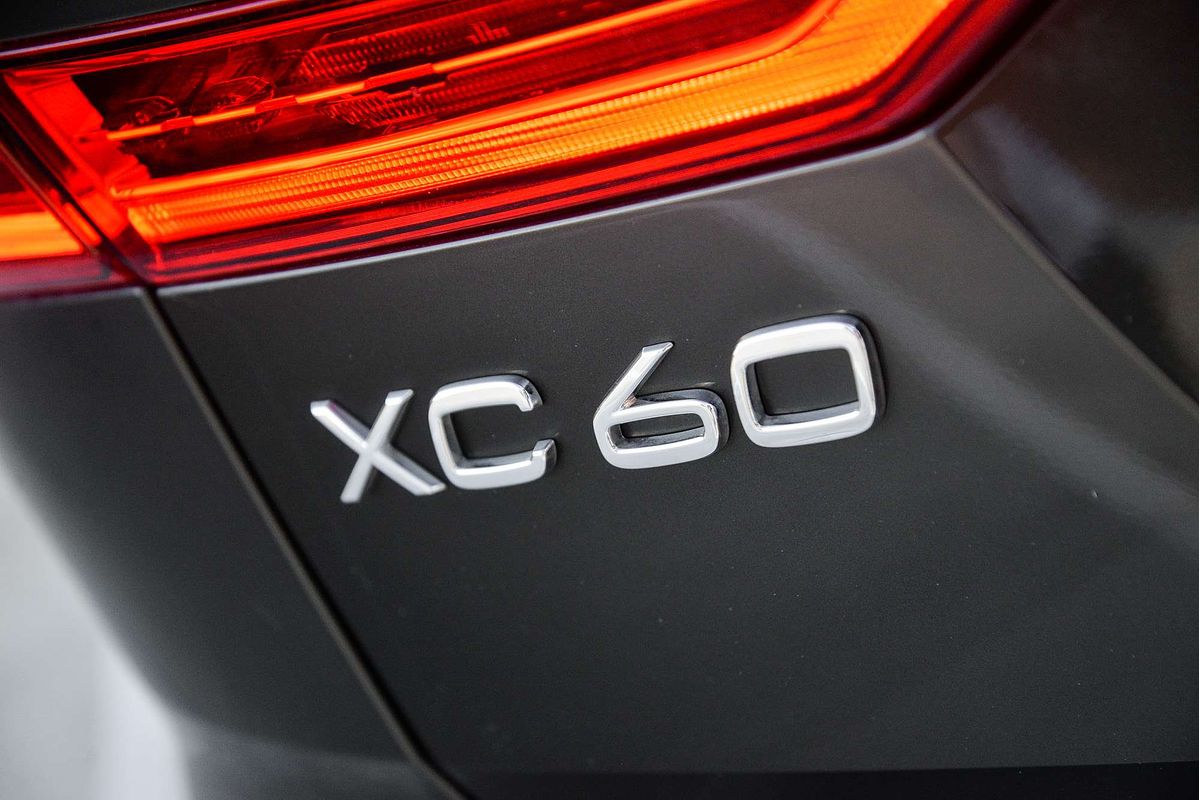 2019 Volvo XC60 T6 R-Design
