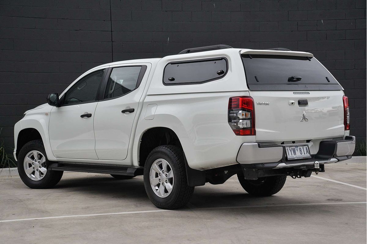 2023 Mitsubishi Triton GLX+ MR 4X4