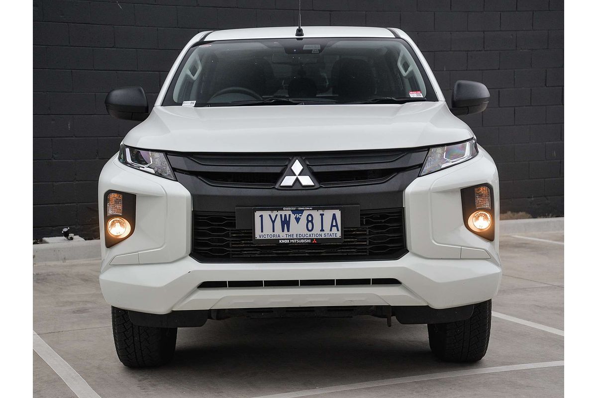 2023 Mitsubishi Triton GLX+ MR 4X4