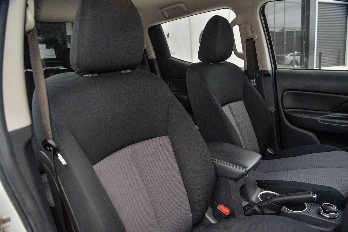 2023 Mitsubishi Triton GLX+ MR 4X4