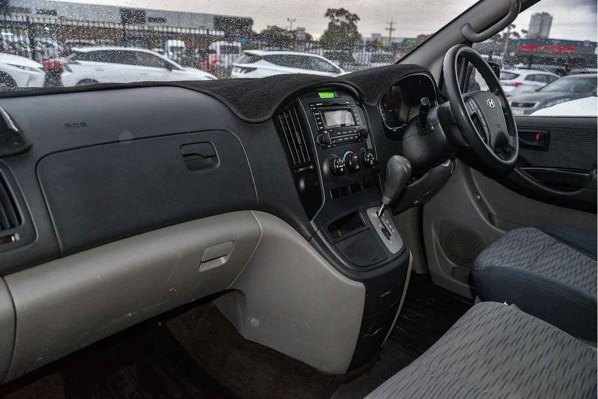 2013 Hyundai iLoad TQ2-V