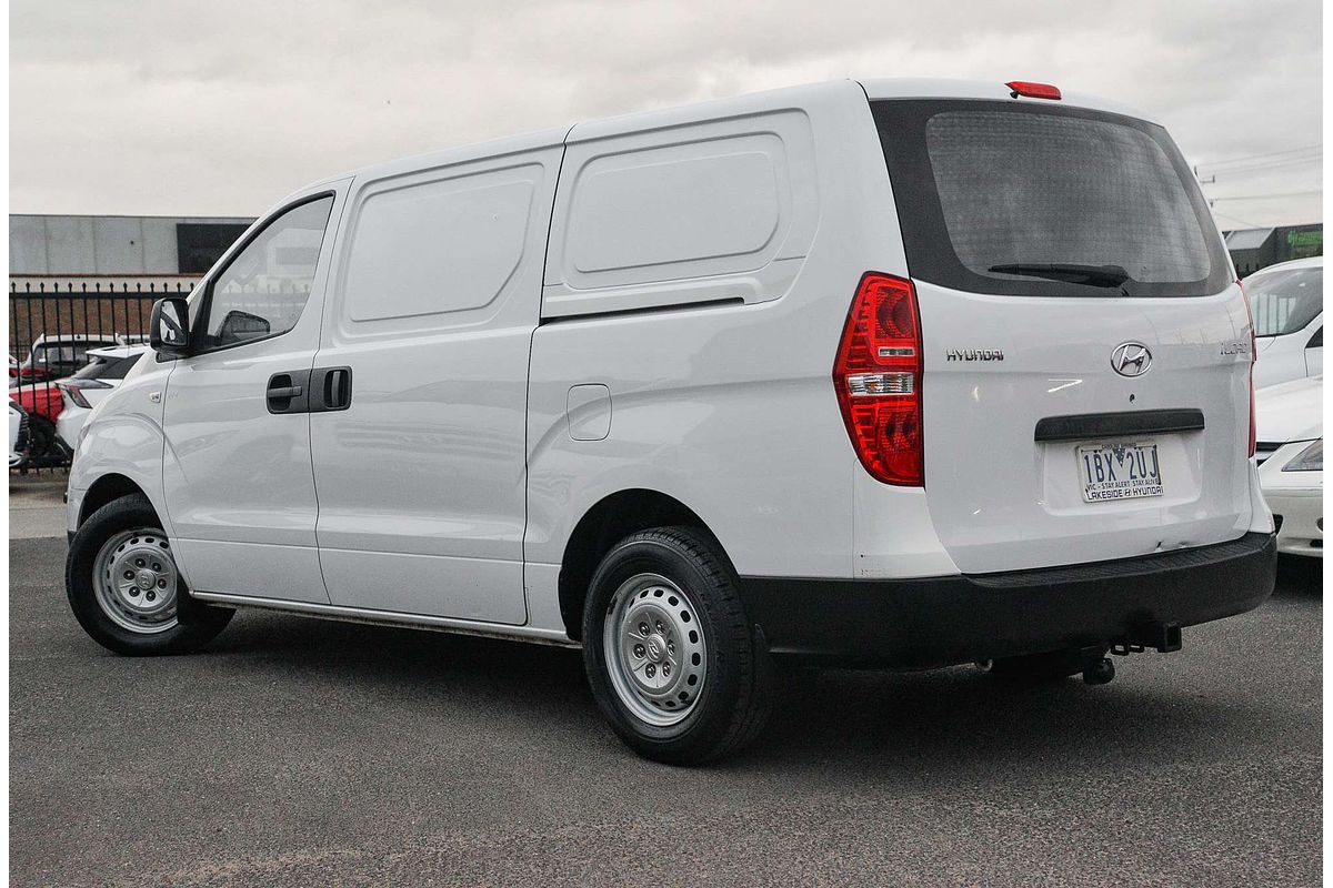2013 Hyundai iLoad TQ2-V