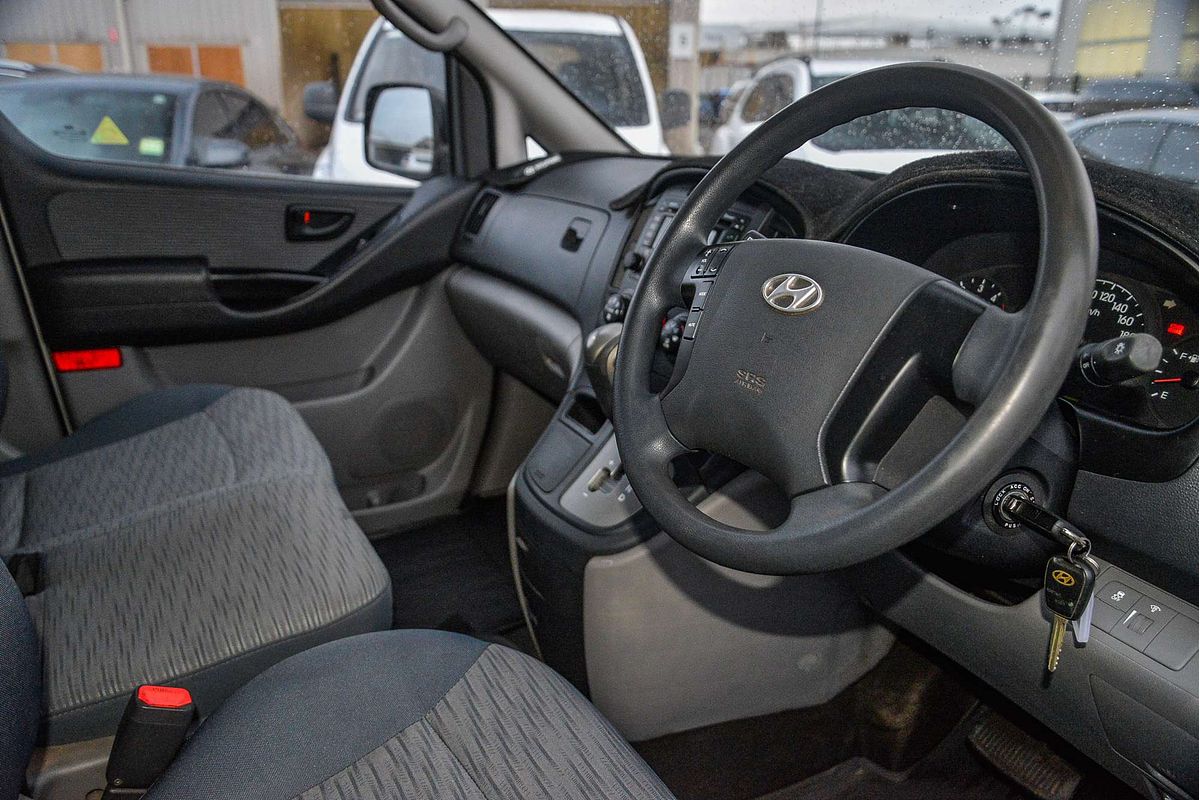 2013 Hyundai iLoad TQ2-V