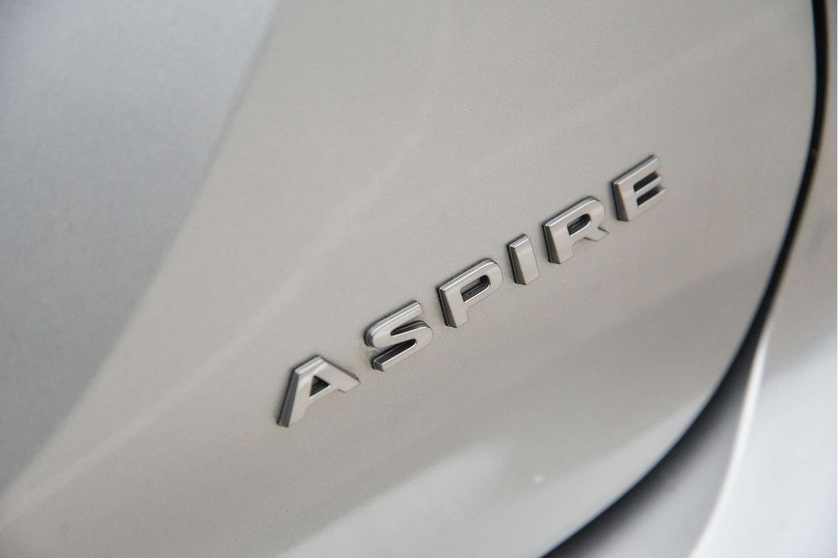 2022 Mitsubishi Outlander Aspire ZM