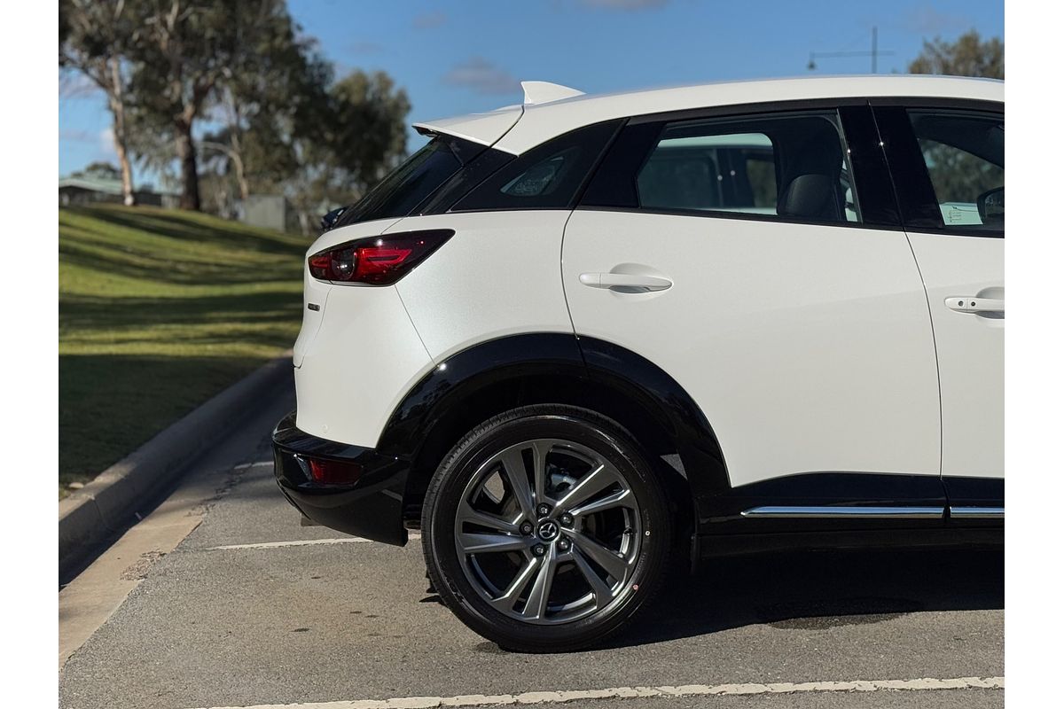 2025 Mazda CX-3 G20 Akari DK