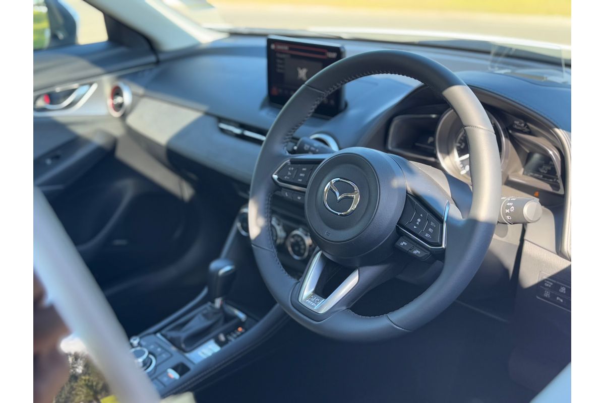 2025 Mazda CX-3 G20 Akari DK
