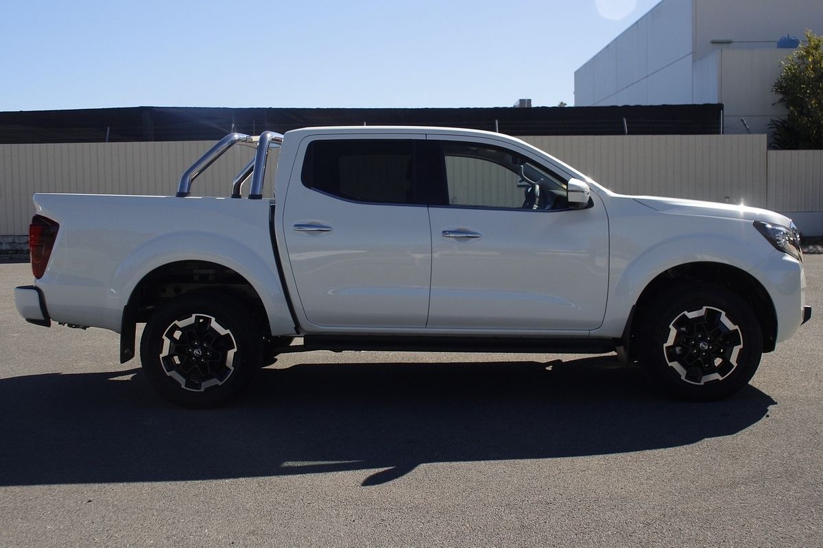 2025 Nissan Navara ST-X D23 4X4