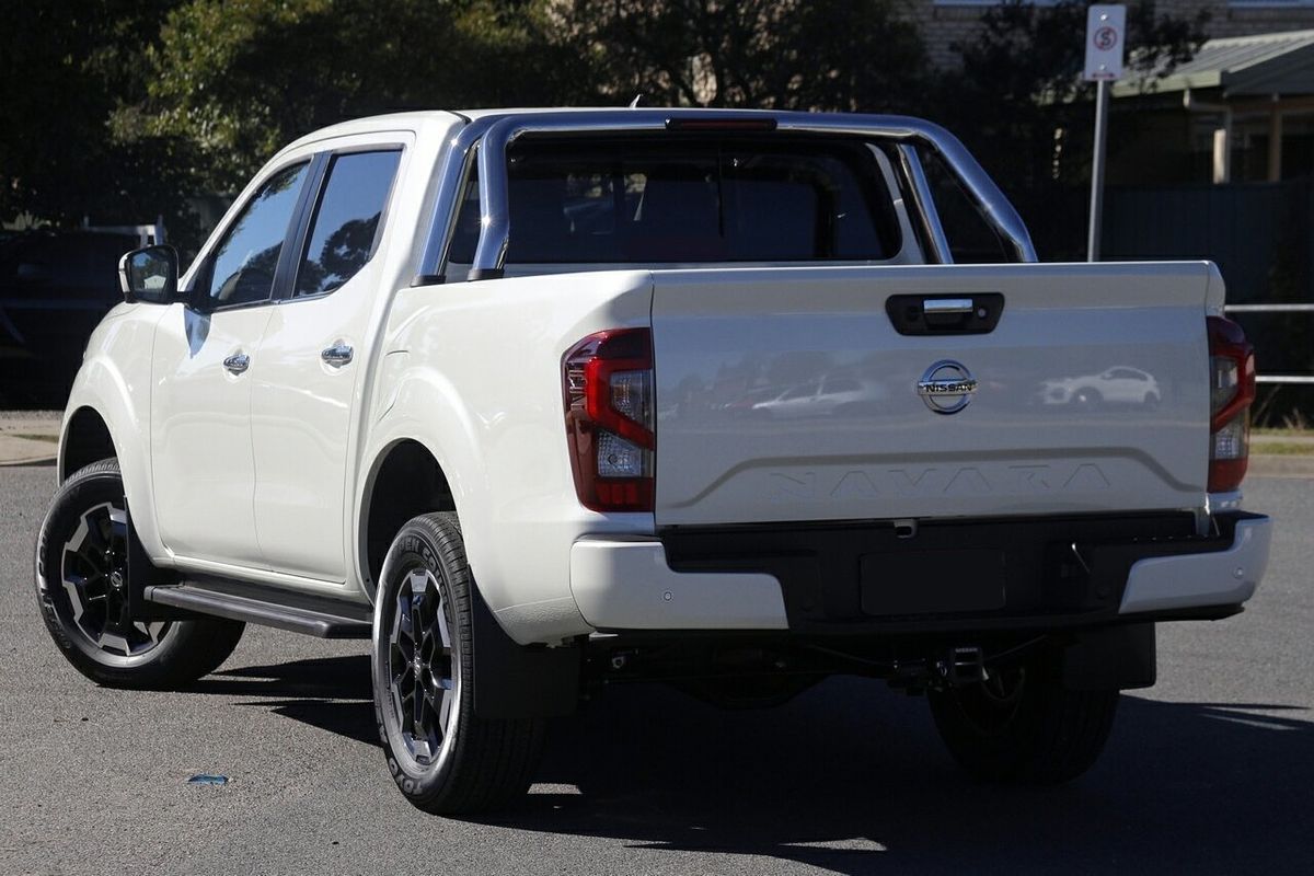 2025 Nissan Navara ST-X D23 4X4