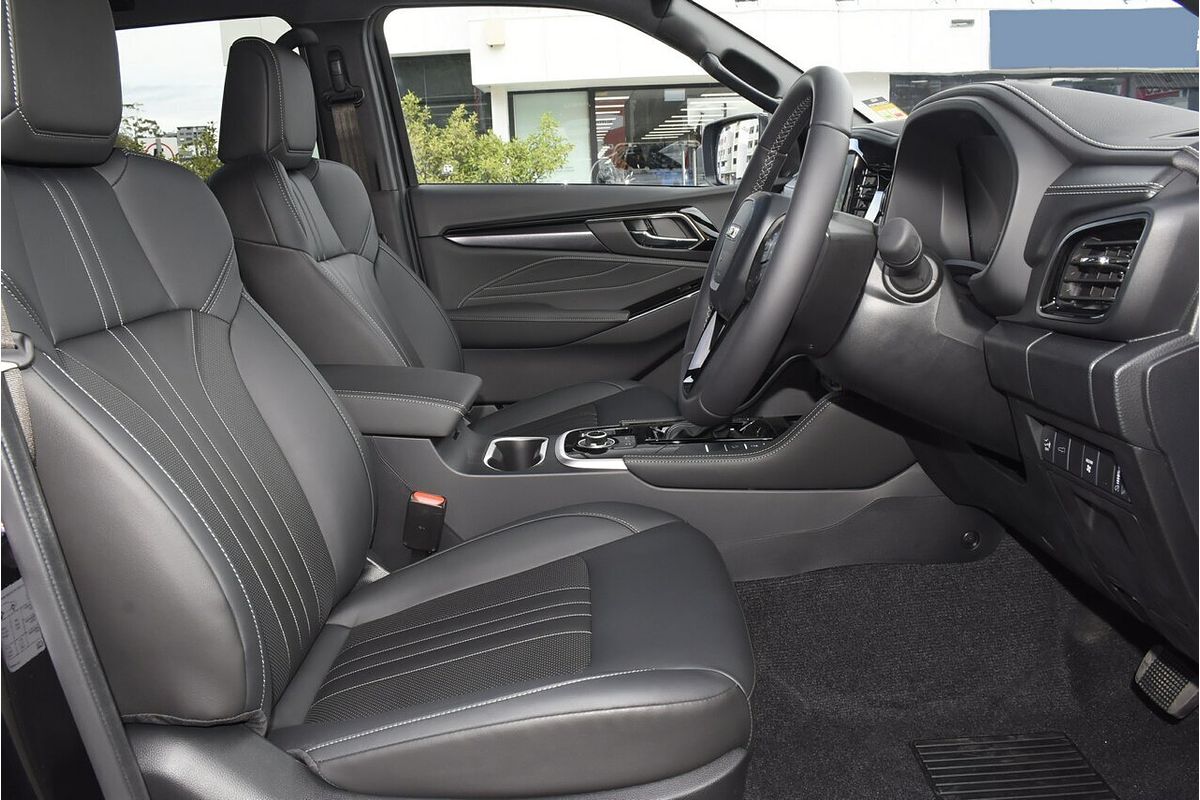 2025 Isuzu MU-X LS-T