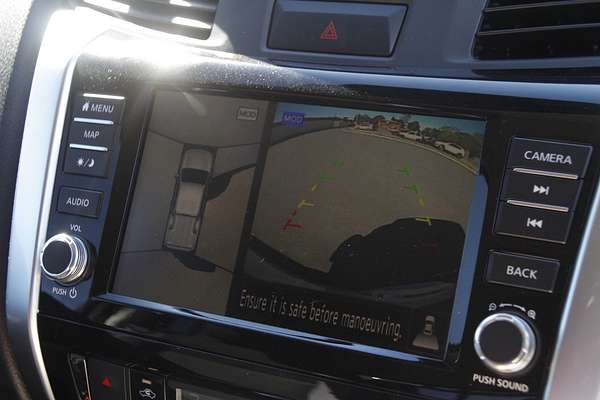 2025 Nissan Navara ST-X D23 4X4