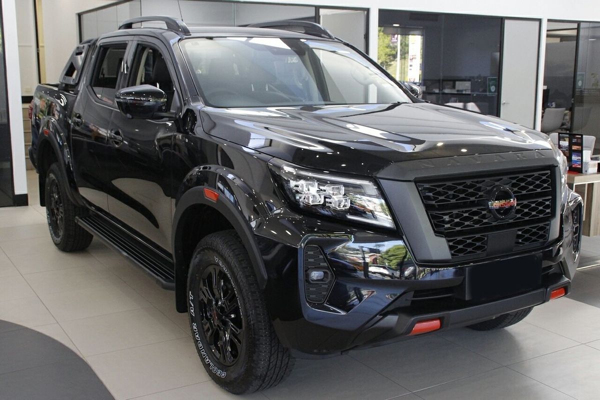 2025 Nissan Navara PRO-4X D23 4X4