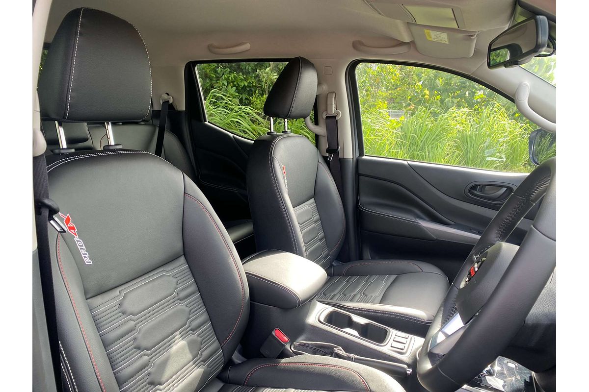 2025 Nissan Navara PRO-4X D23 4X4