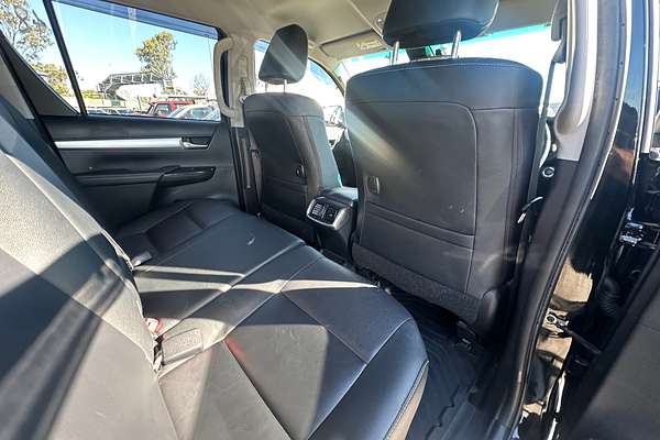 2023 Toyota Hilux SR5 GUN126R