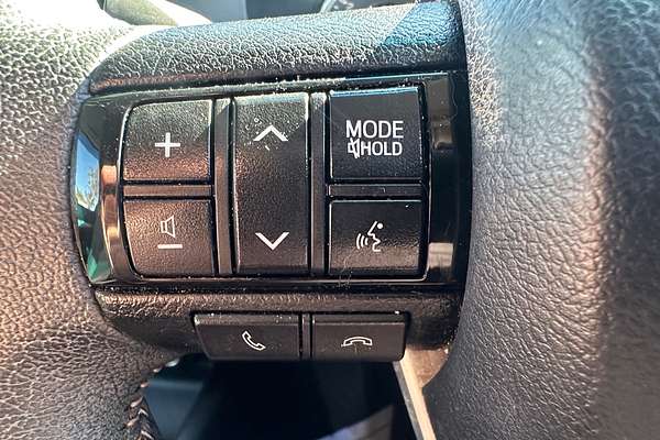 2023 Toyota Hilux SR5 GUN126R