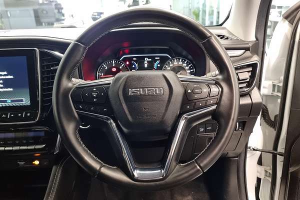 2023 Isuzu MU-X LS-T