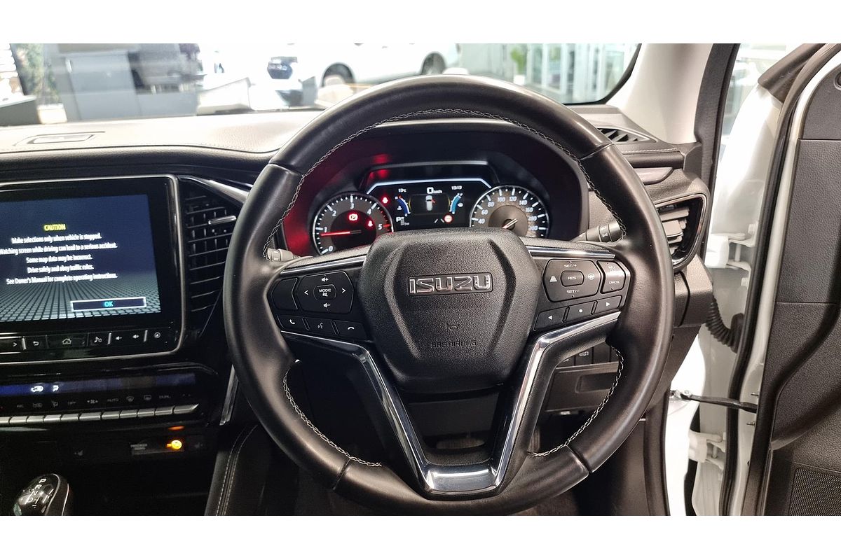 2023 Isuzu MU-X LS-T