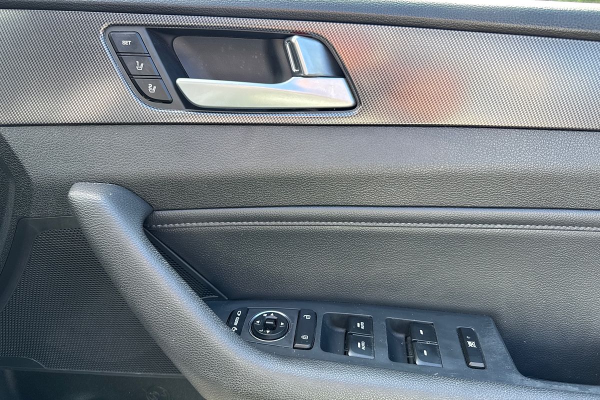 2016 Hyundai Sonata Premium LF3