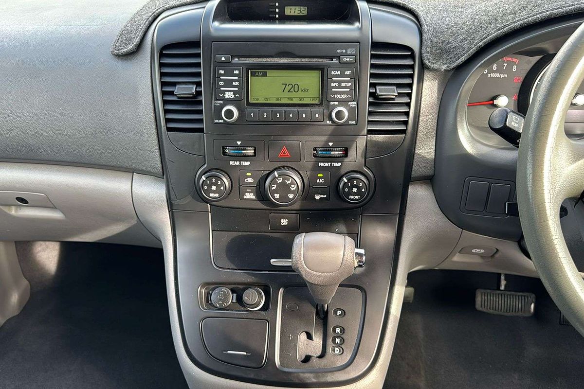 2010 Kia Grand Carnival EXE VQ