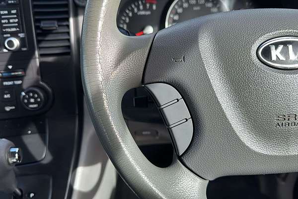 2010 Kia Grand Carnival EXE VQ