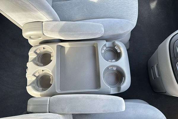 2010 Kia Grand Carnival EXE VQ