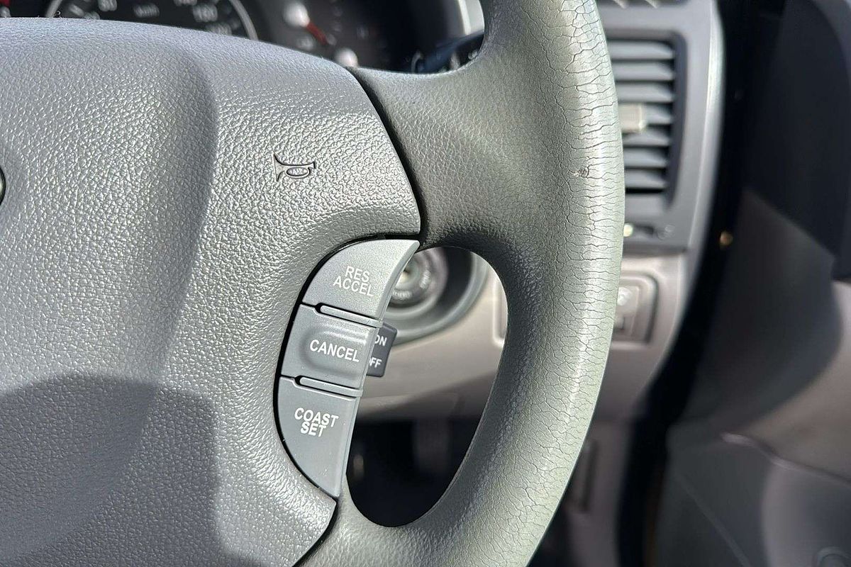 2010 Kia Grand Carnival EXE VQ