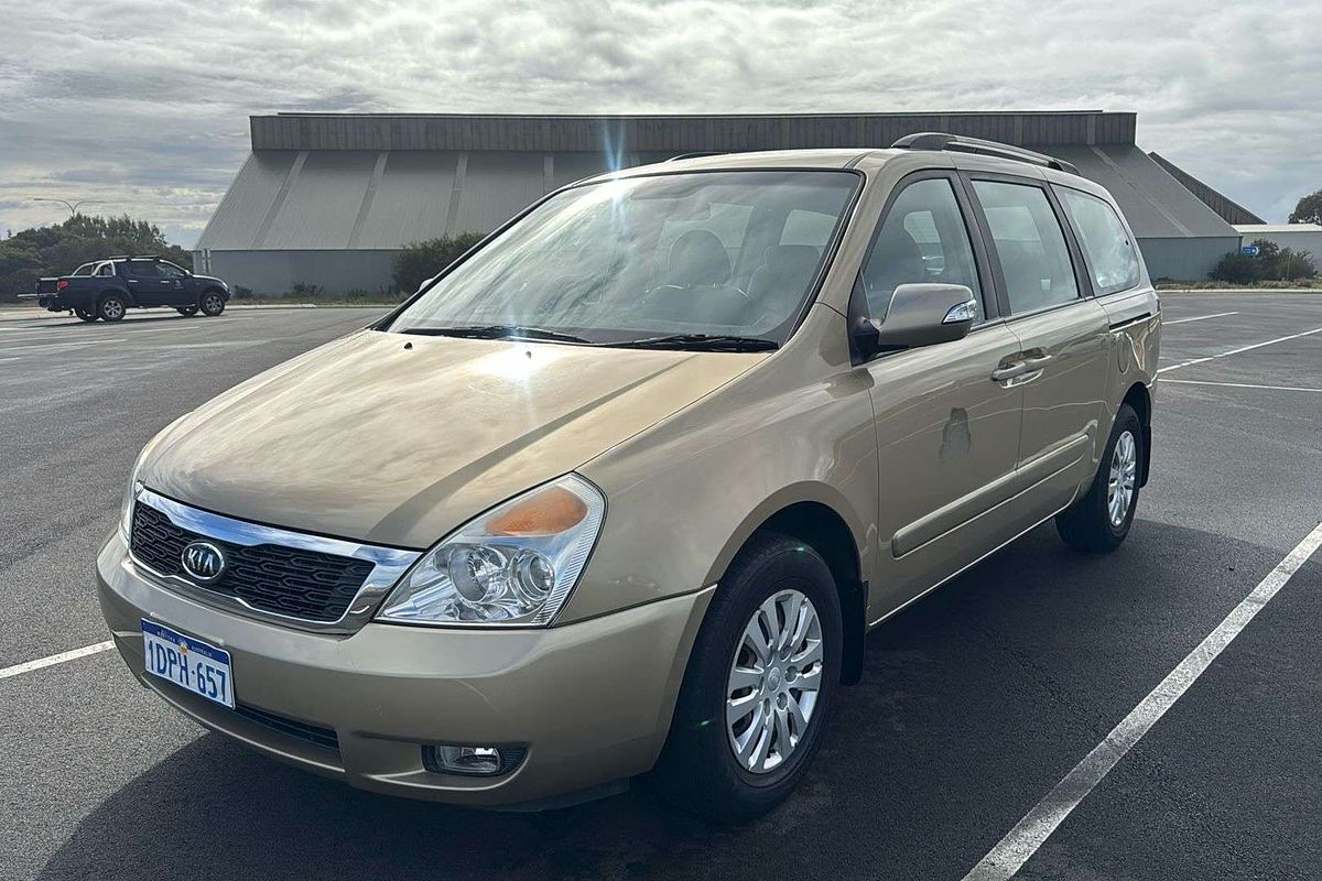 2010 Kia Grand Carnival EXE VQ