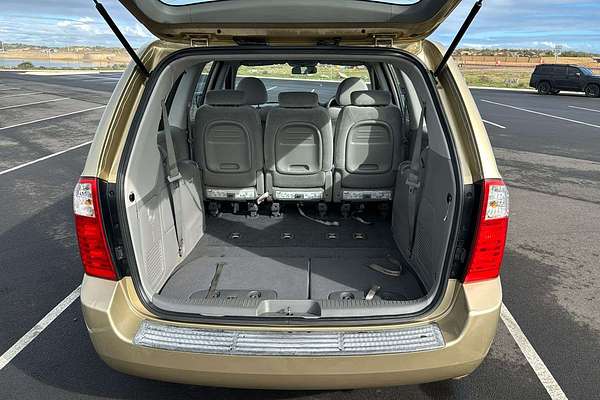 2010 Kia Grand Carnival EXE VQ
