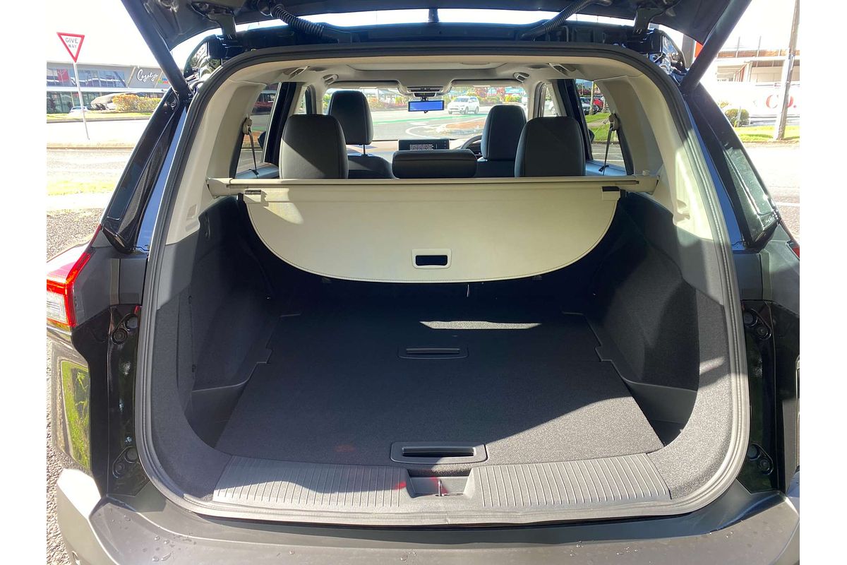 2025 Nissan X-TRAIL Ti T33