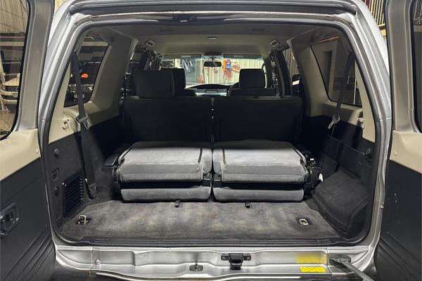 2012 Nissan Patrol ST GU 7