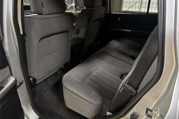 2012 Nissan Patrol ST GU 7